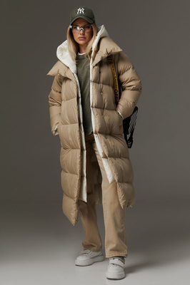 Купить мужскую зимнюю кожаную куртку с капюшоном в Москве