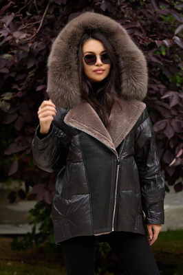 Короткий пуховик Btn Button с песцом